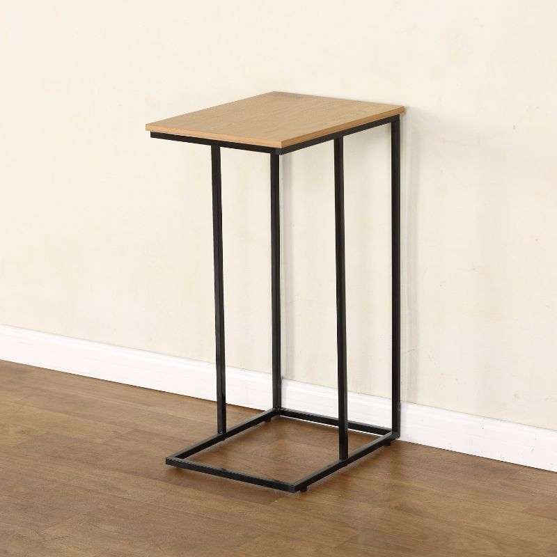 Mesita auxiliar tipo C con estructura metálicaMESA AUXILIAR METÁLICA CON TAPA DE MADERA 65x30x40 CM – PATAS LATERALES - BUYQUALIA