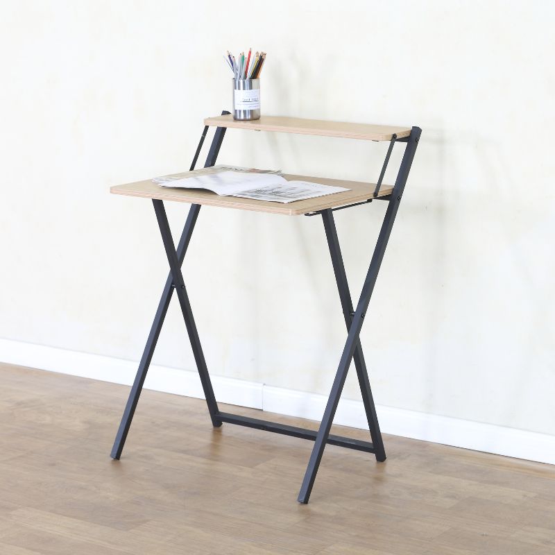 Escritorio plegable compacto de madera y metal con repisa superior