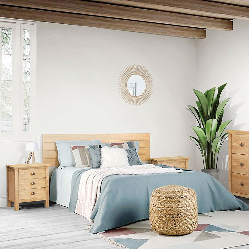 Mesita de Noche 3 Cajones en Madera Maciza – Colección Magda – Color Blanco, Estilo Clásico y Elegante
