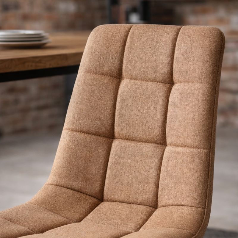 Juego de 4 Sillas de comedor tapizada con costuras acolchadas - Diseño Elegante